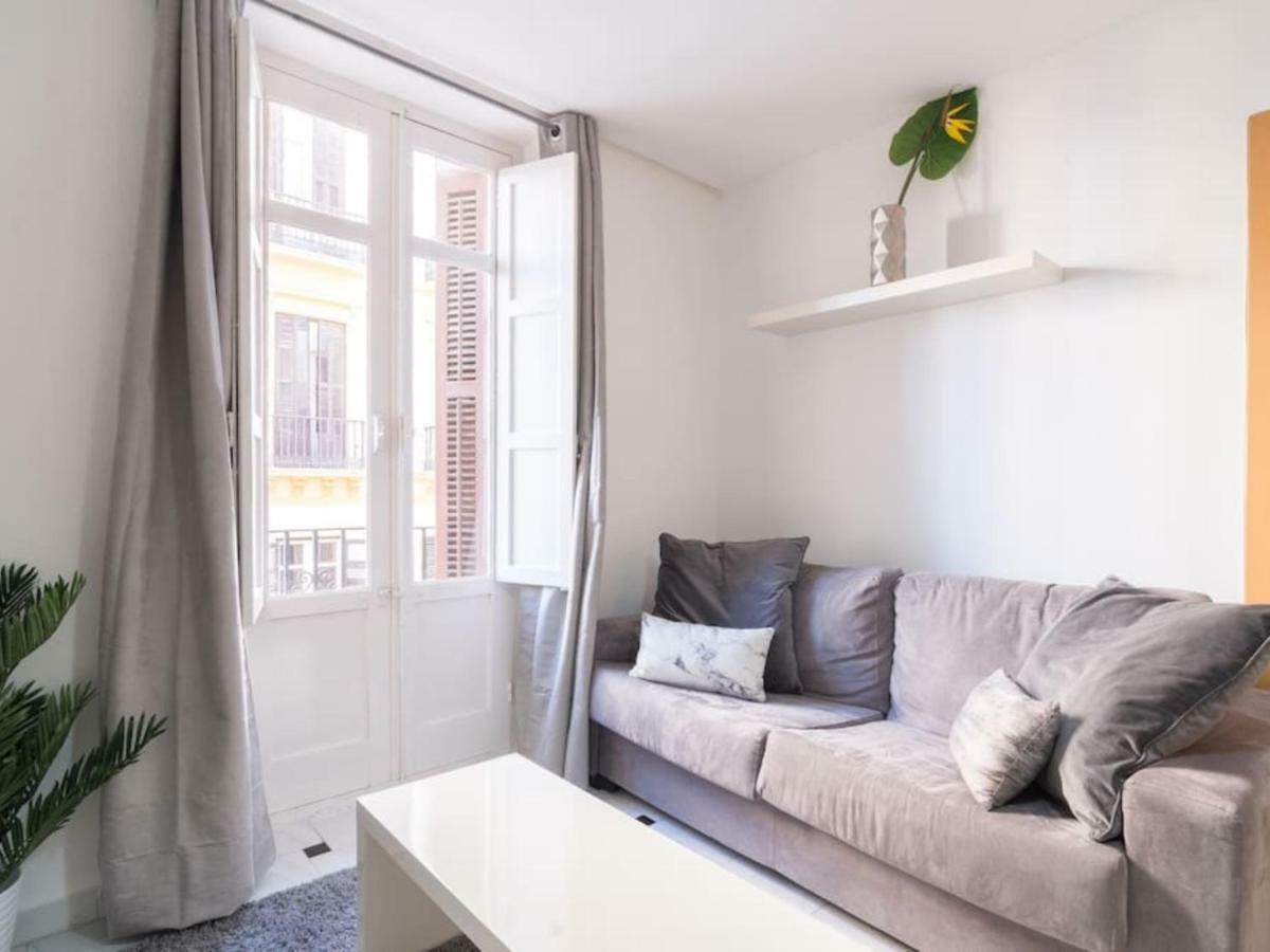 Apartamentos Bolsa Larios Малага Екстер'єр фото