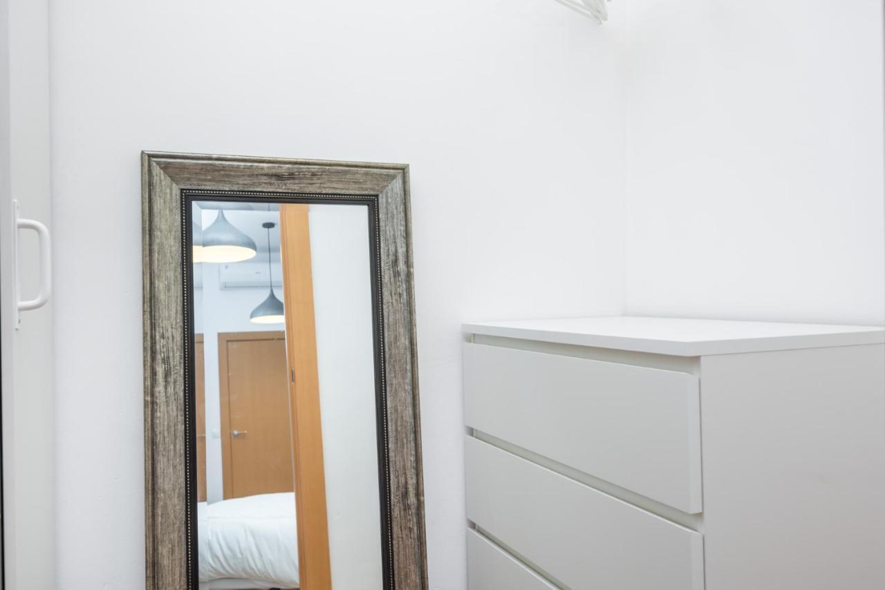 Apartamentos Bolsa Larios Малага Екстер'єр фото