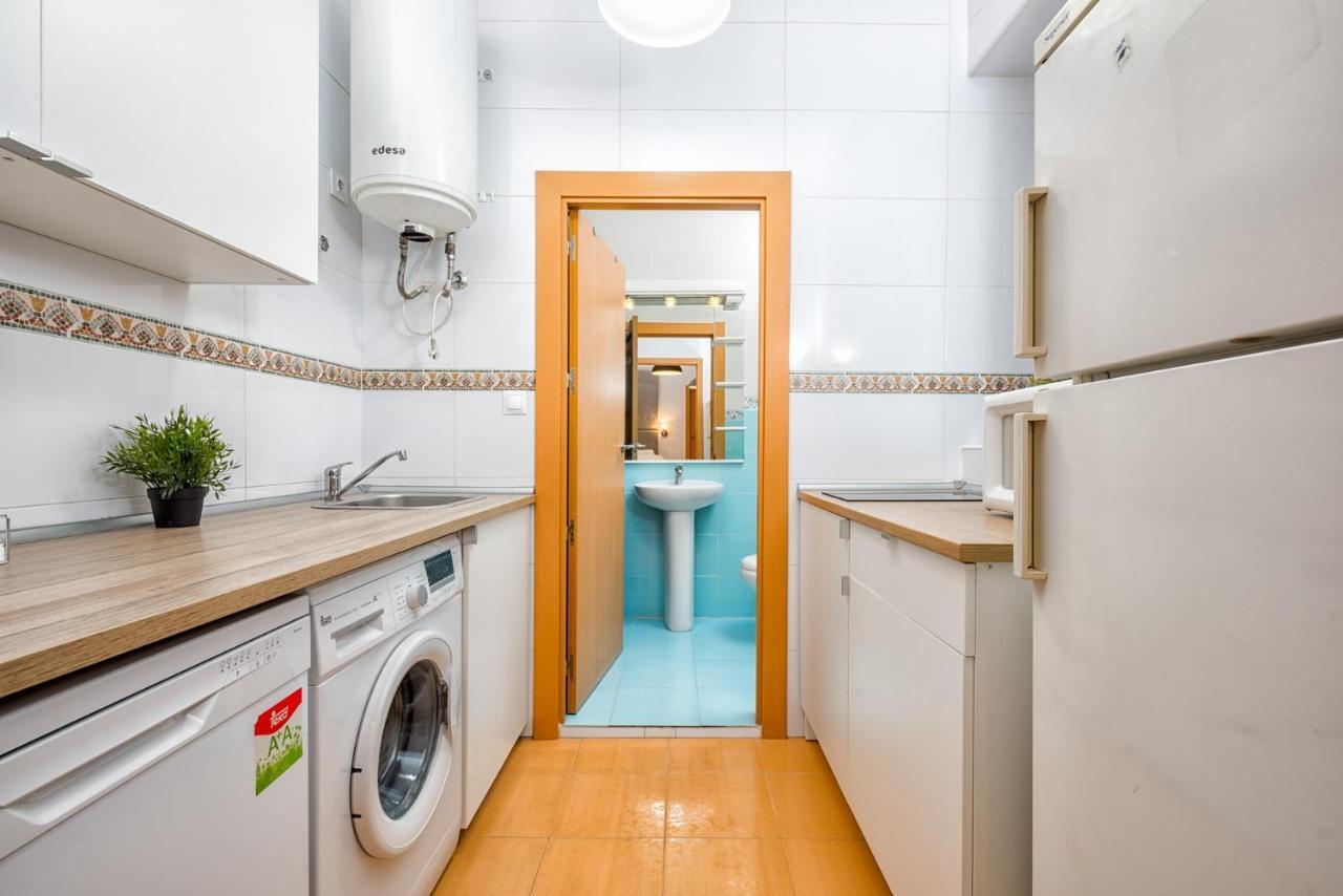 Apartamentos Bolsa Larios Малага Екстер'єр фото